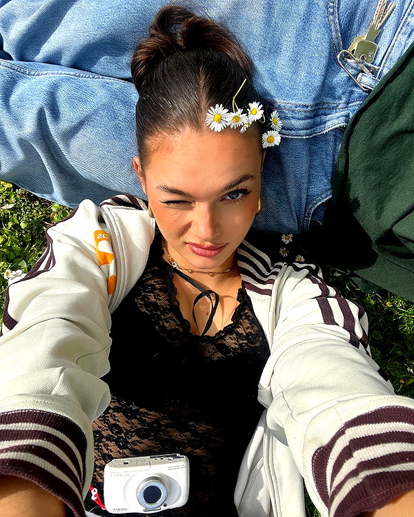 emmaaurora instagram image archive image