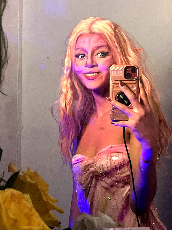ki.re.ina instagram image archive image