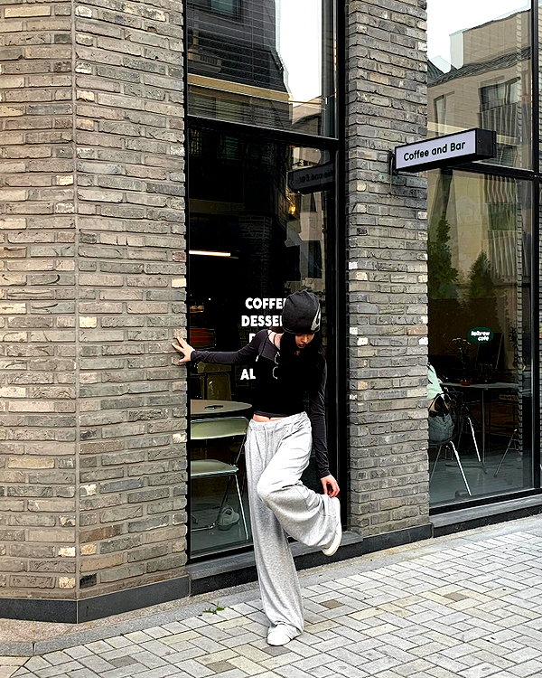 daxbin instagram image archive image
