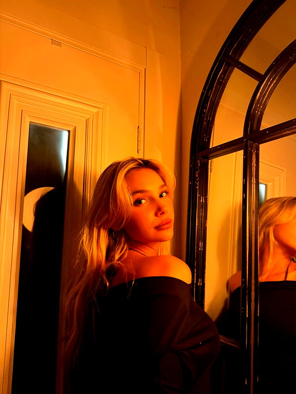 yulia.isakov instagram image archive image