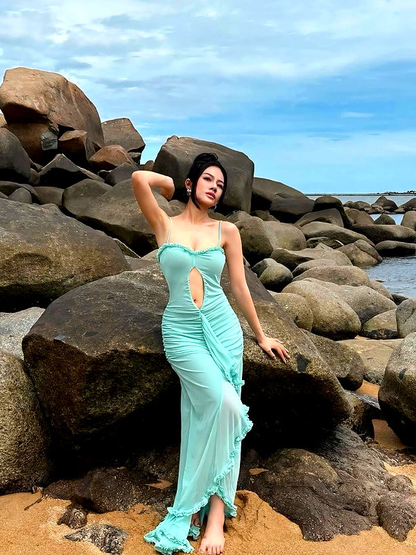 lyhythuedoxinh instagram image archive image