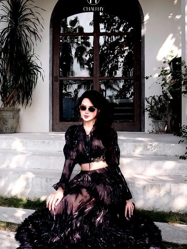 lyhythuedoxinh instagram image archive image