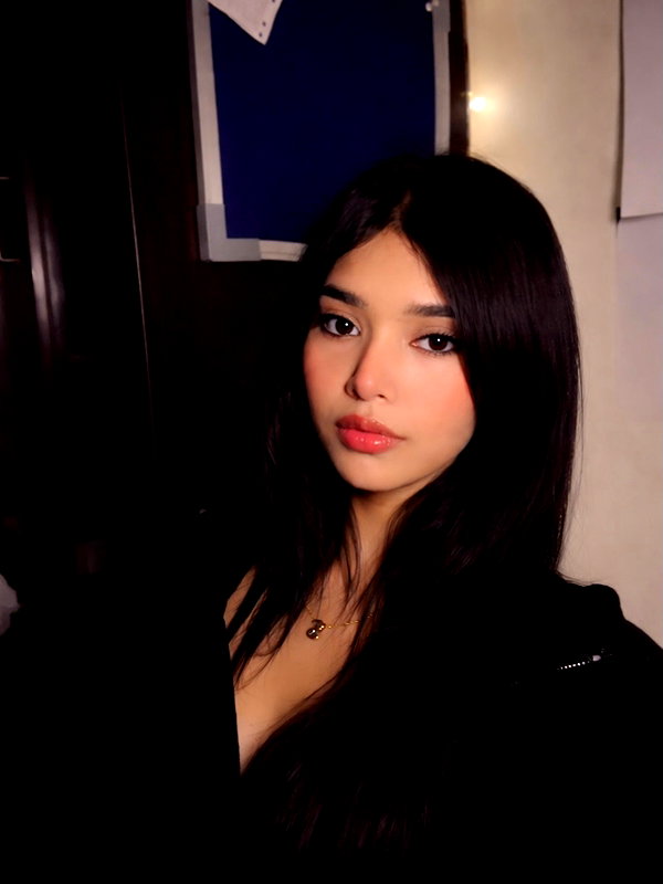 simrxn.n instagram image archive image
