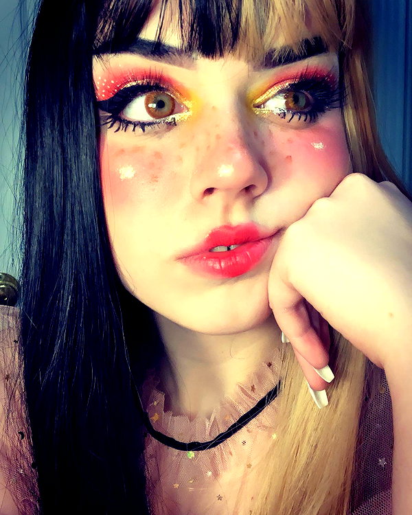 yeahimcaroline instagram image archive image