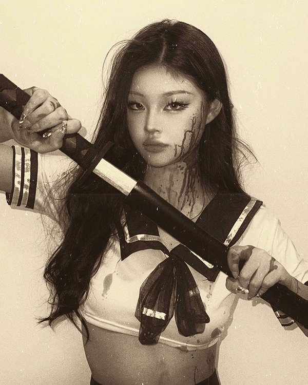ll.lu1s instagram image archive image