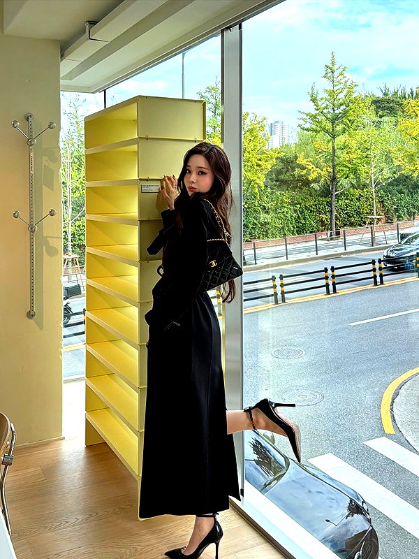 dear.zia instagram image archive image