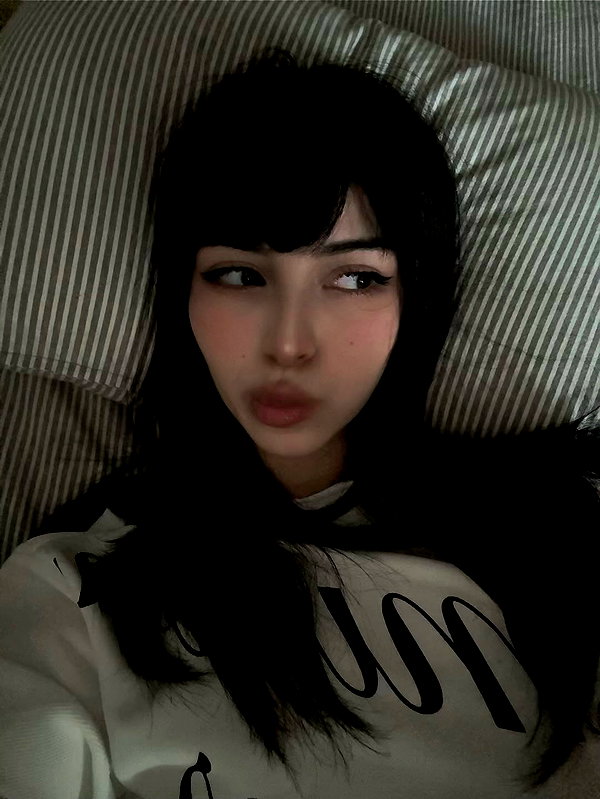 connie.01j instagram image archive image