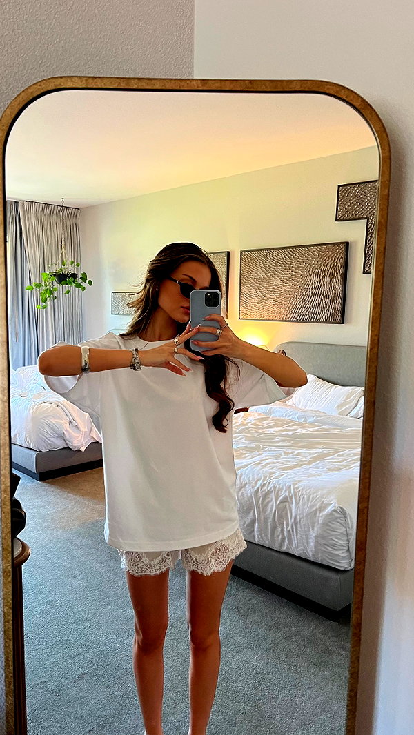 annazak12 instagram image archive image