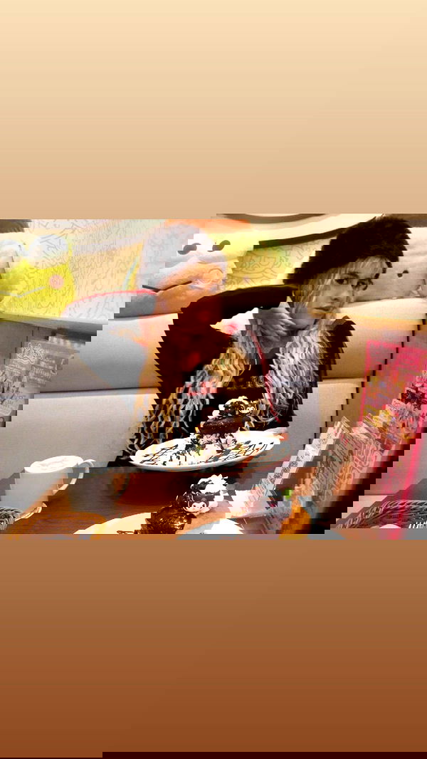 ormosheee ormosheee archive image