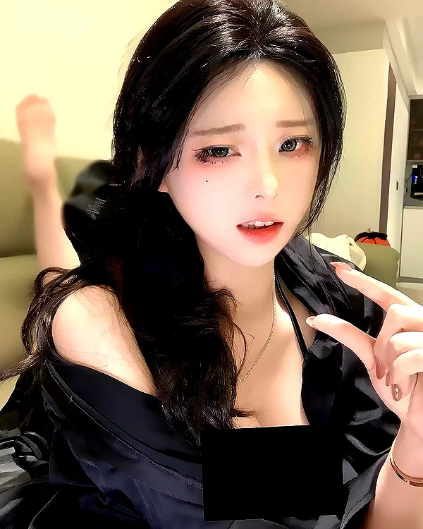 yingyinng_ instagram image archive image