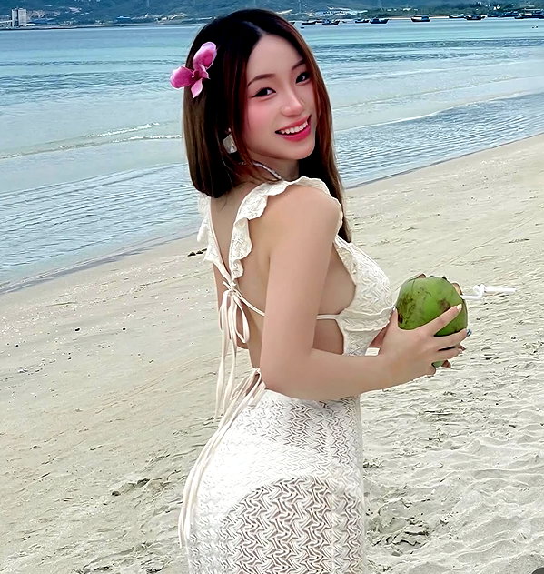 lyhythuedoxinh instagram image archive image