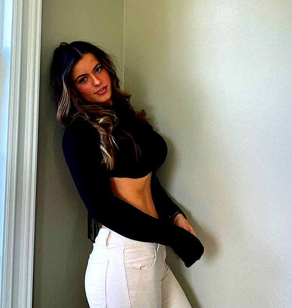 isabella.lauren instagram image archive image