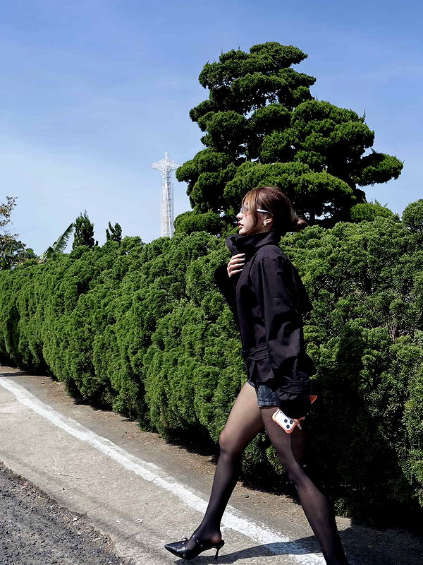 lyhythuedoxinh instagram image archive image