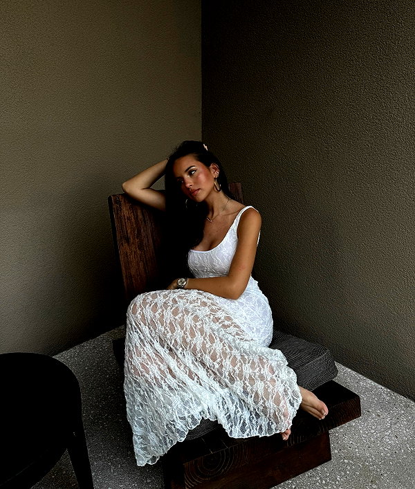 zoeliss instagram image archive image