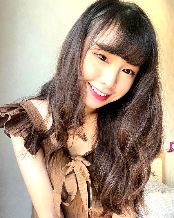 e.shao_417 instagram image archive image