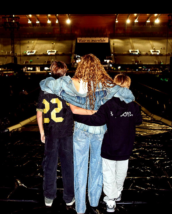 shakira instagram image archive image