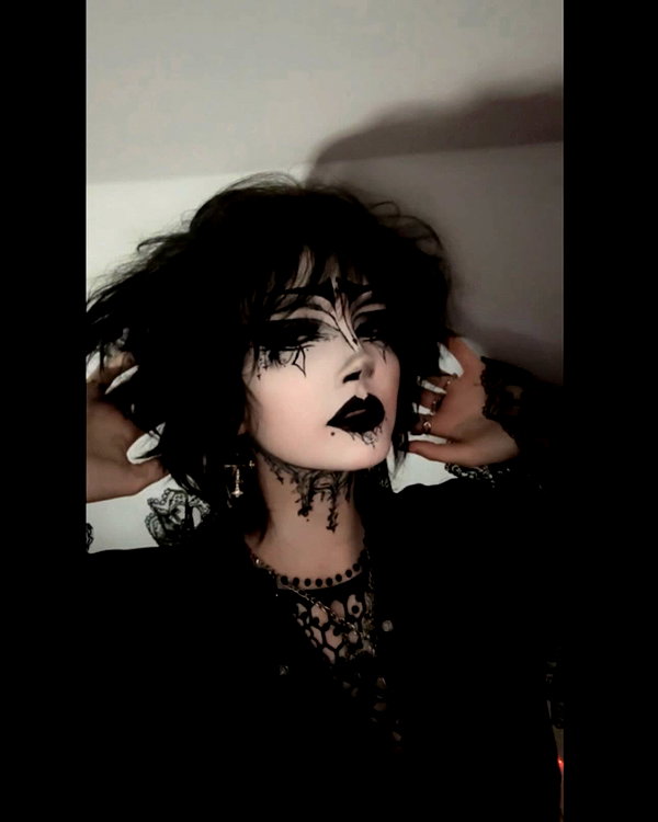 darkblueyoshii instagram image archive image