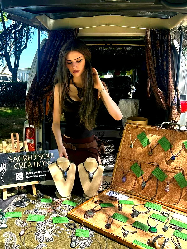aleiisha.piixiie instagram image archive image