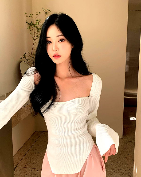 daxbin instagram image archive image