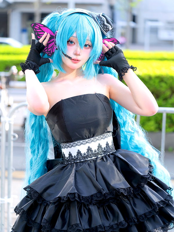 purinn_cos instagram image archive image