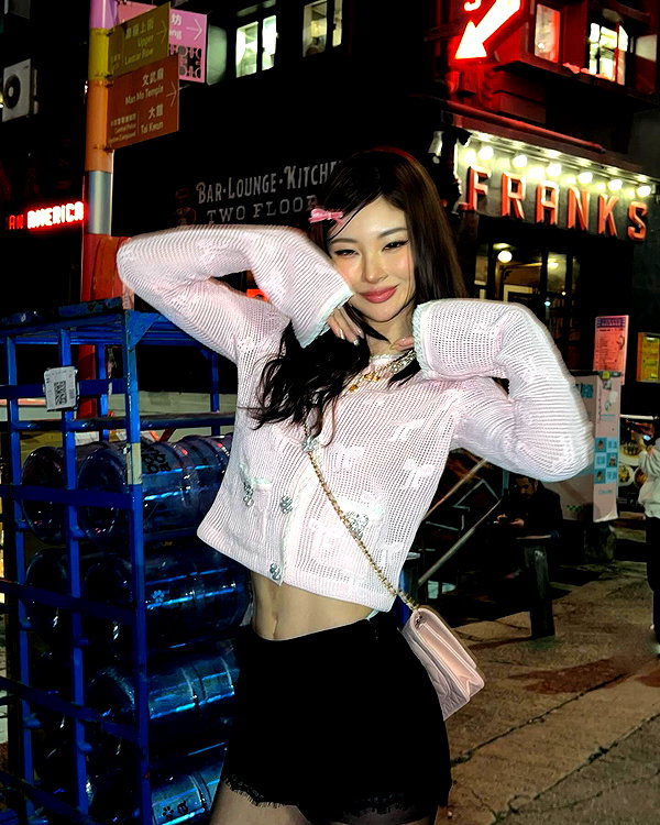 ll.lu1s instagram image archive image