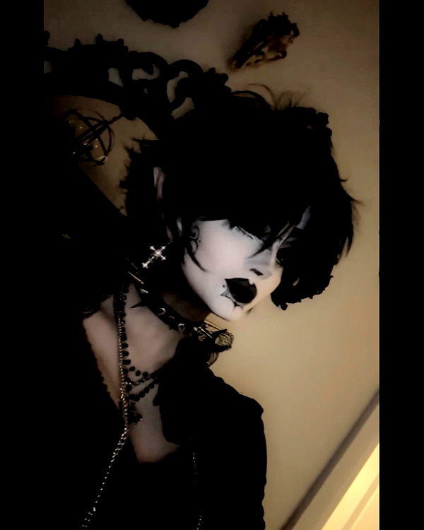 darkblueyoshii instagram image archive image