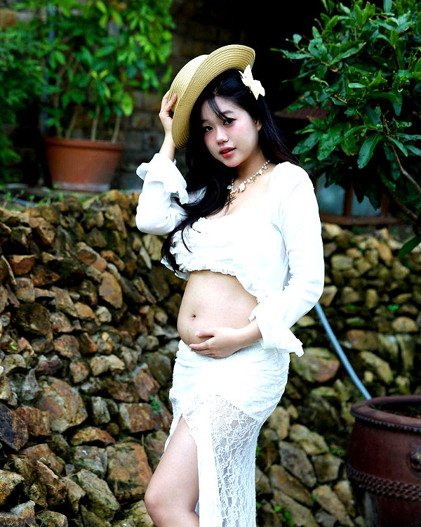 lyhythuedoxinh instagram image archive image