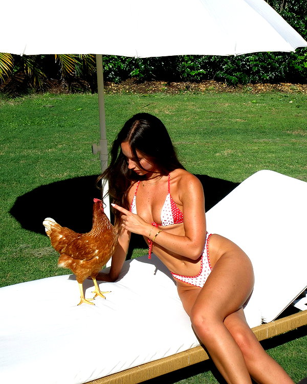 olivia.mathers instagram image archive image