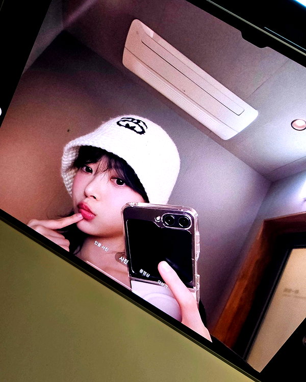 hhh.e_c.v instagram image archive image