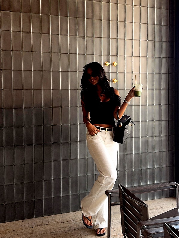 zoeliss instagram image archive image