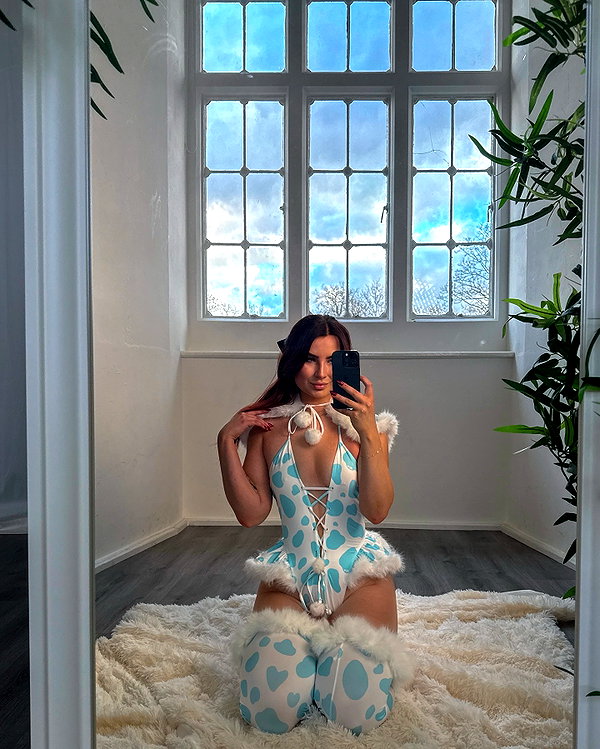 sacredxox instagram image archive image