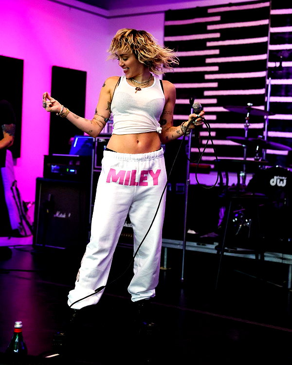 mileycyrus instagram image archive image
