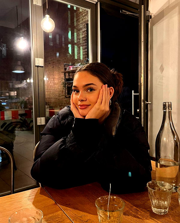 emmaaurora instagram image archive image