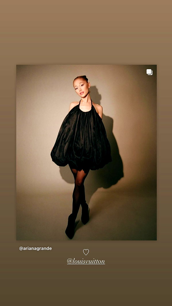 arianagrande instagram image archive image