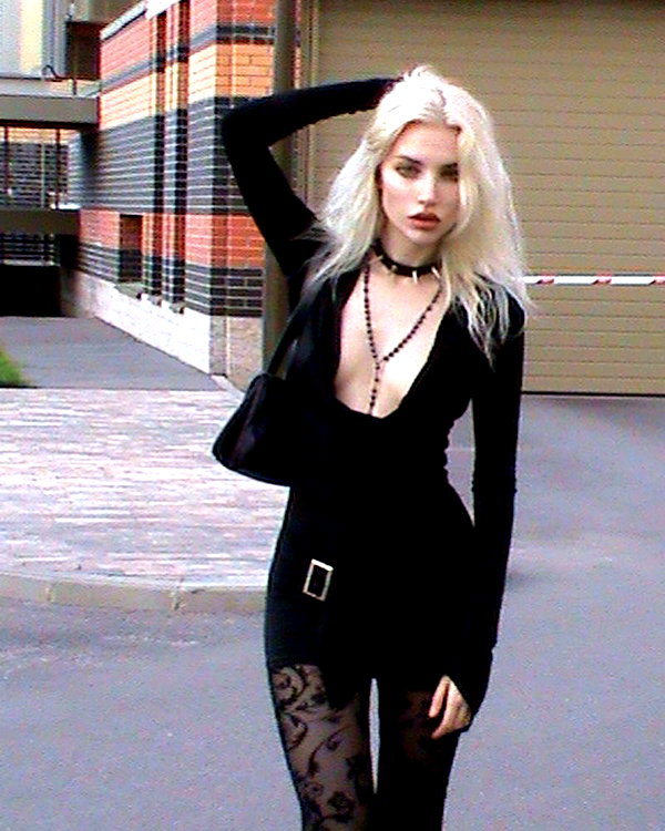 anya4everr instagram image archive image