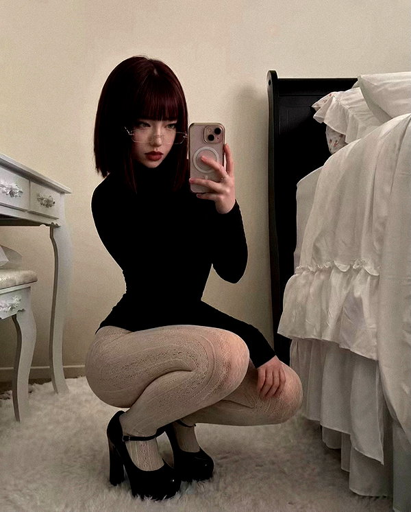 iiren_z instagram image archive image