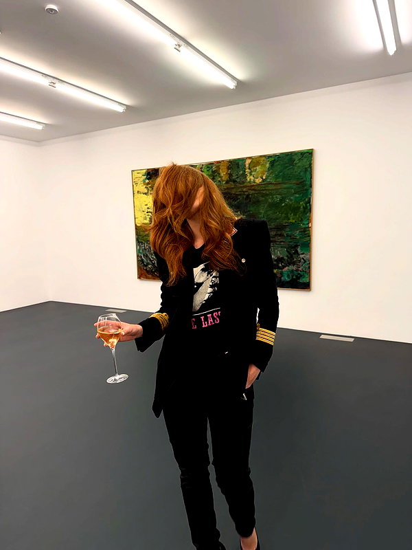 renatarrii instagram image archive image