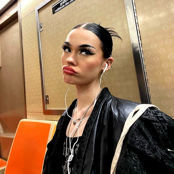 gabs.z.x instagram image archive image
