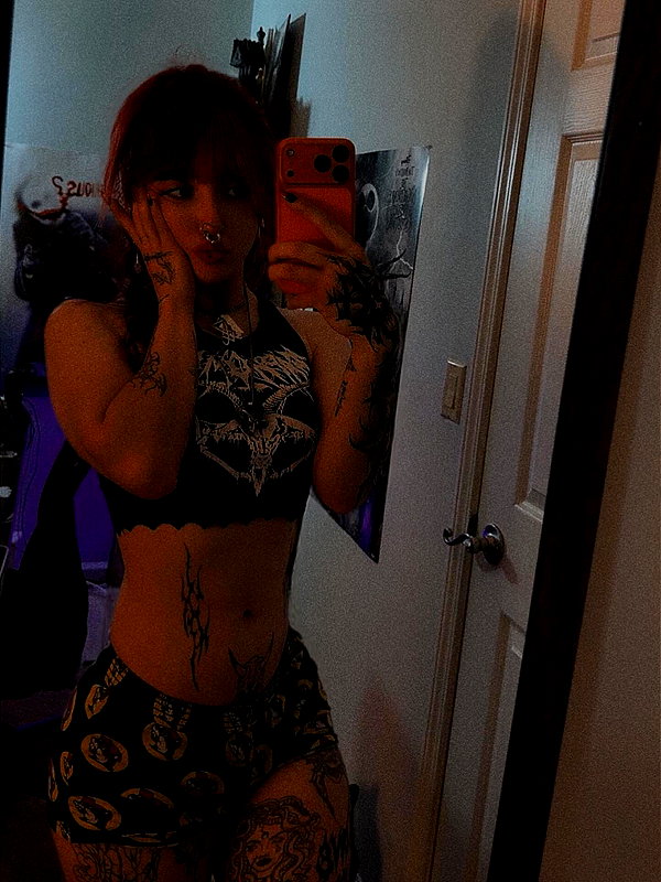 luucifina instagram image archive image