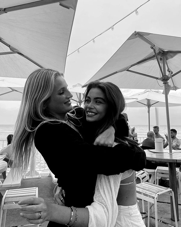 oliviaphillipps instagram image archive image