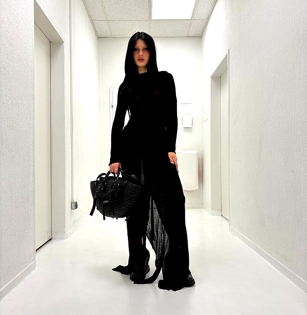karolinaawasik instagram image archive image
