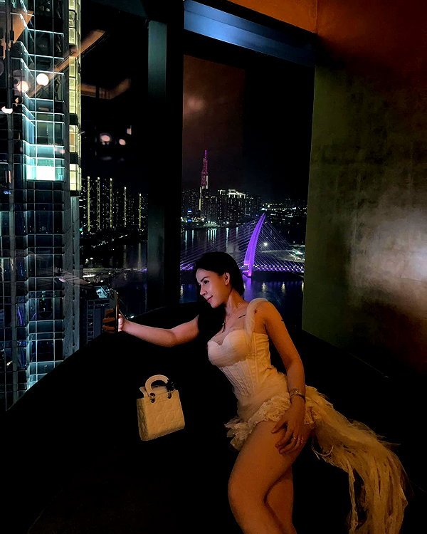 lyhythuedoxinh instagram image archive image