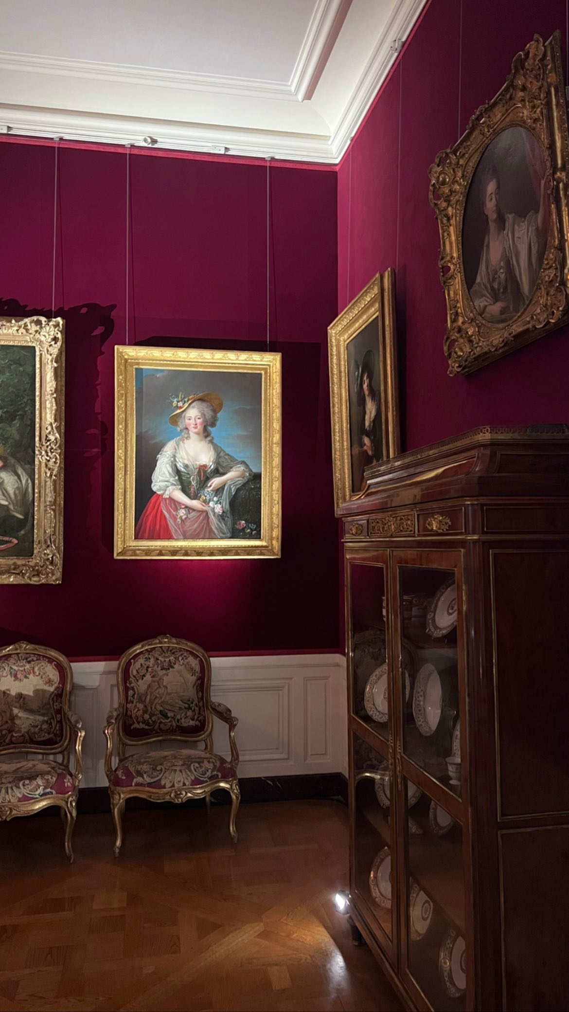 leonanaomii instagram image archive image