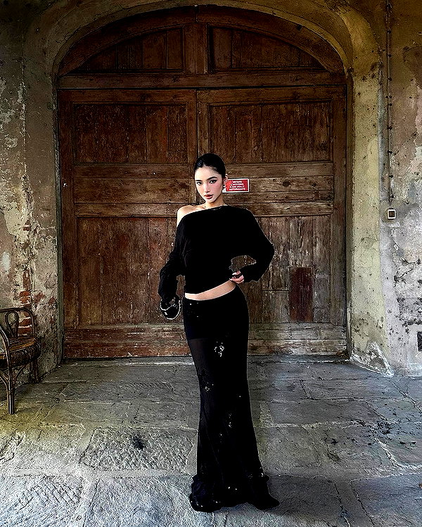 fair_mua instagram image archive image