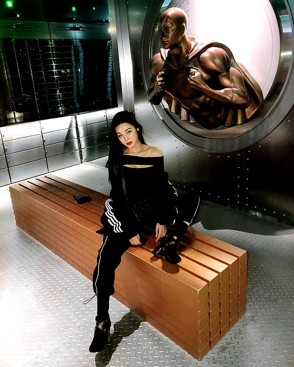 emily.ghoul instagram image archive image