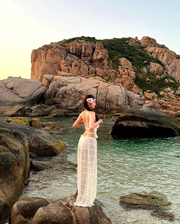 lyhythuedoxinh instagram image archive image