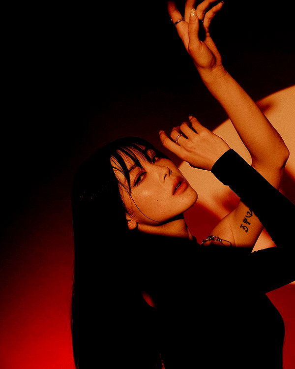 emily.ghoul instagram image archive image