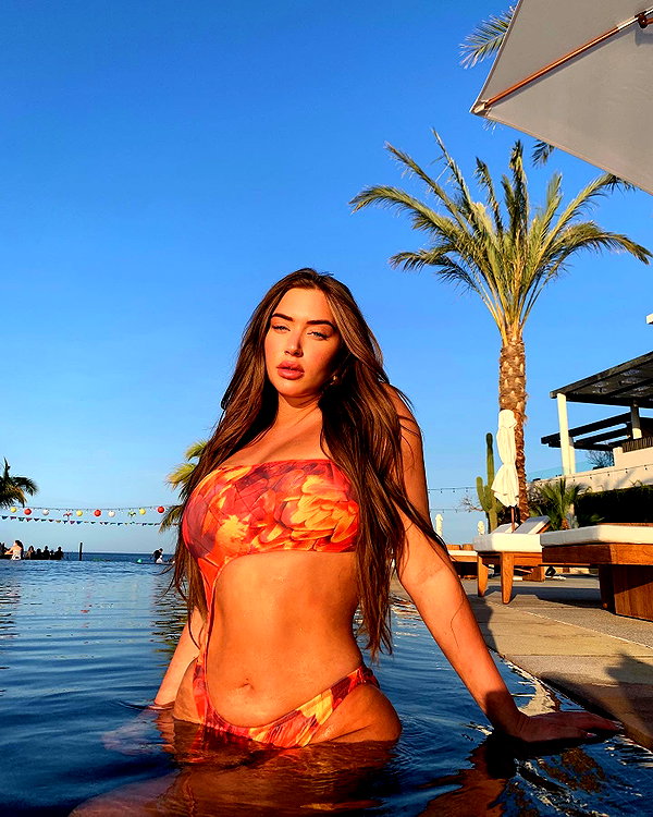 staskaranikolaou instagram image archive image