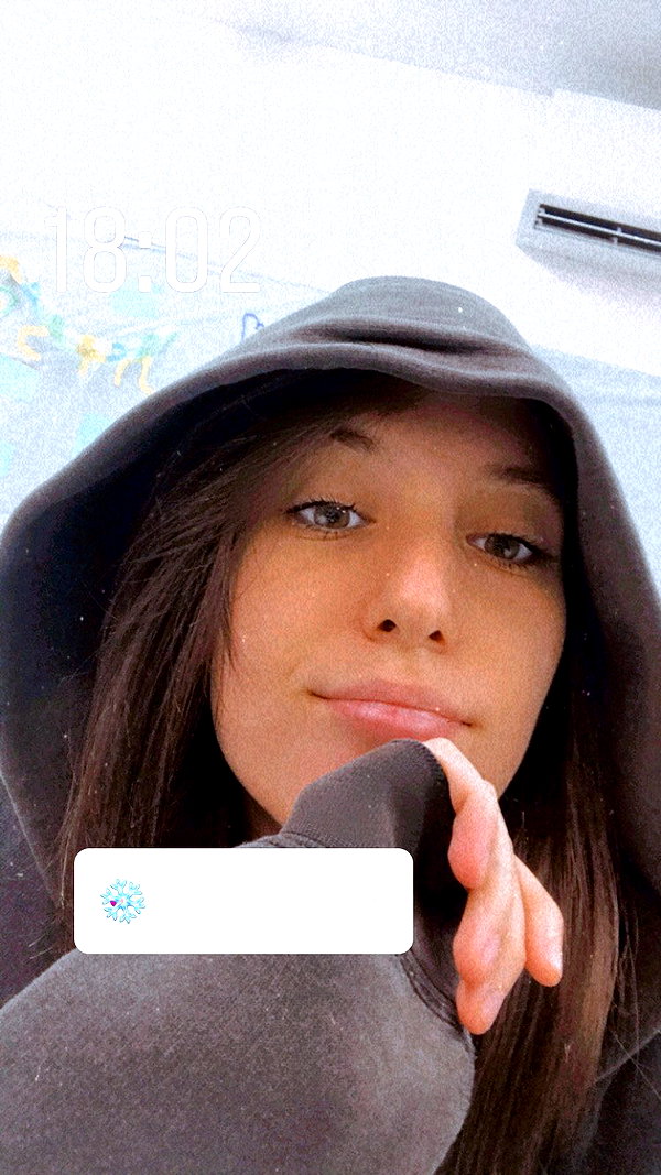 elika_shev instagram image archive image