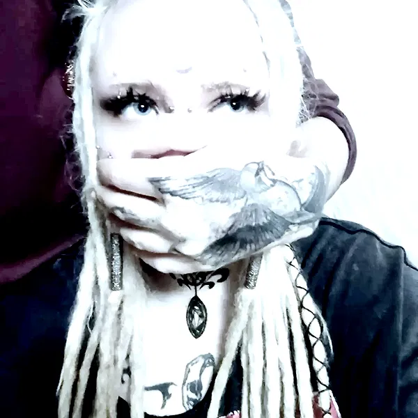 moonyyyya moonyyyya archive image